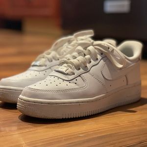 Nike Air Force 1